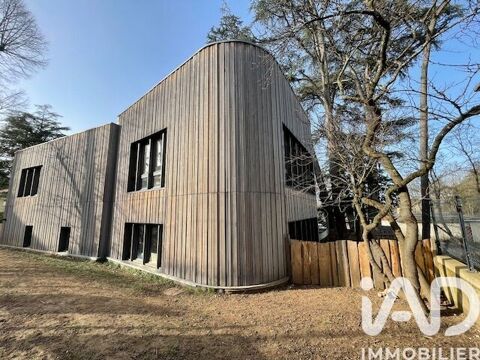 Vente Boutique/Local commercial 301 m&sup2; 1100000 69230 Saint-genis-laval