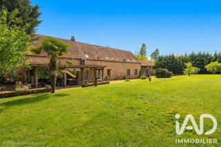  Maison à vendre 11 pièces 296 m²