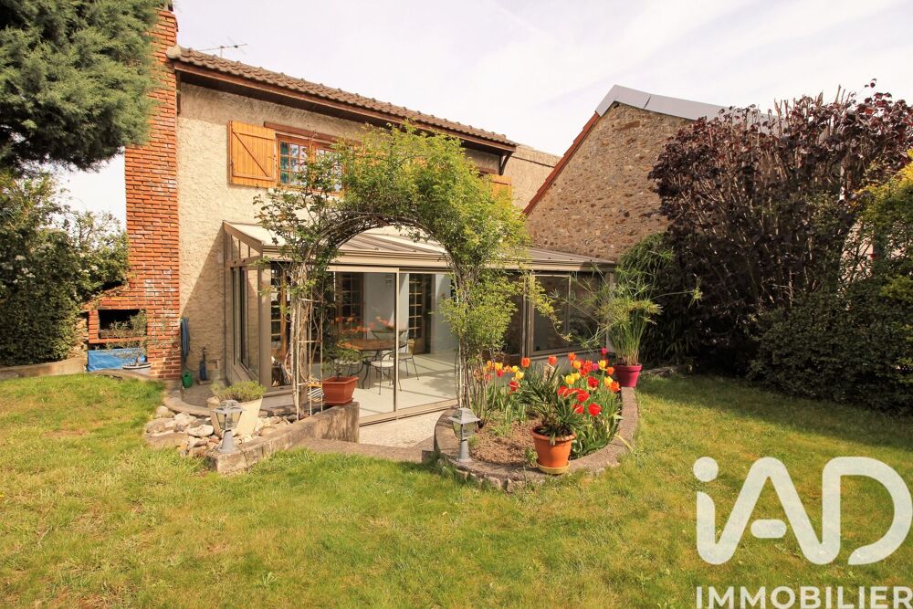 Vente Maison Vente Maison traditionnelle 7 pièces Villecresnes