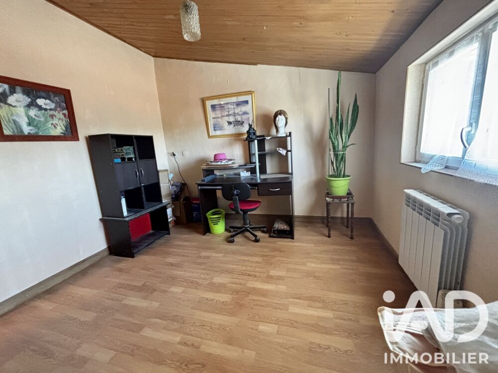 vente Maison - 5 pièce(s) - 180 m² L'Éguille (17600)