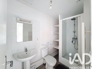  Appartement à louer 2 pièces 33 m²