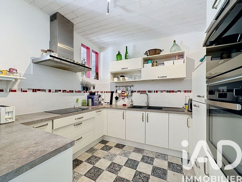 Vente Maison Vente Demeure 9 pièces Le tour-du-parc