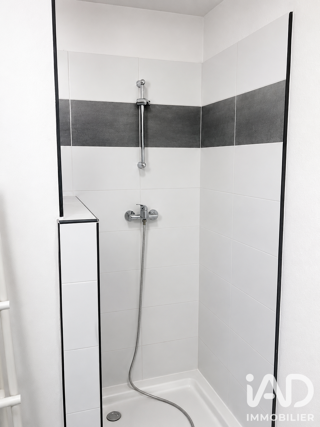  Immeuble à vendre 11 pièces 320 m²