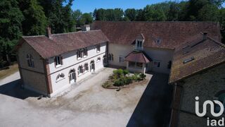  Maison à vendre 14 pièces 655 m²