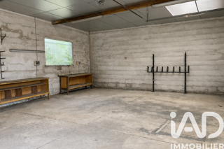  Parking / Garage à vendre 533 m²