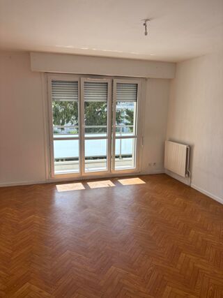  Appartement à louer 3 pièces 67 m²