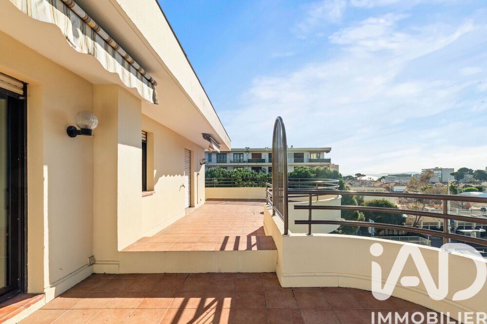 à vendre  Appartement Cagnes-sur-Mer (06800)