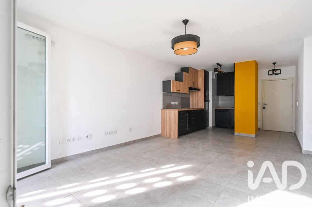 Location Appartement 3 pièces 64 m² - More
