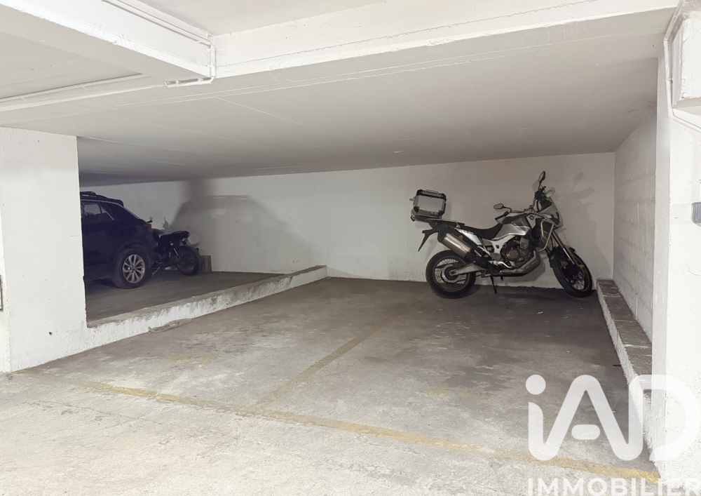 Vente Parking/Garage Vente Parking 14 m&sup2; Paris 11