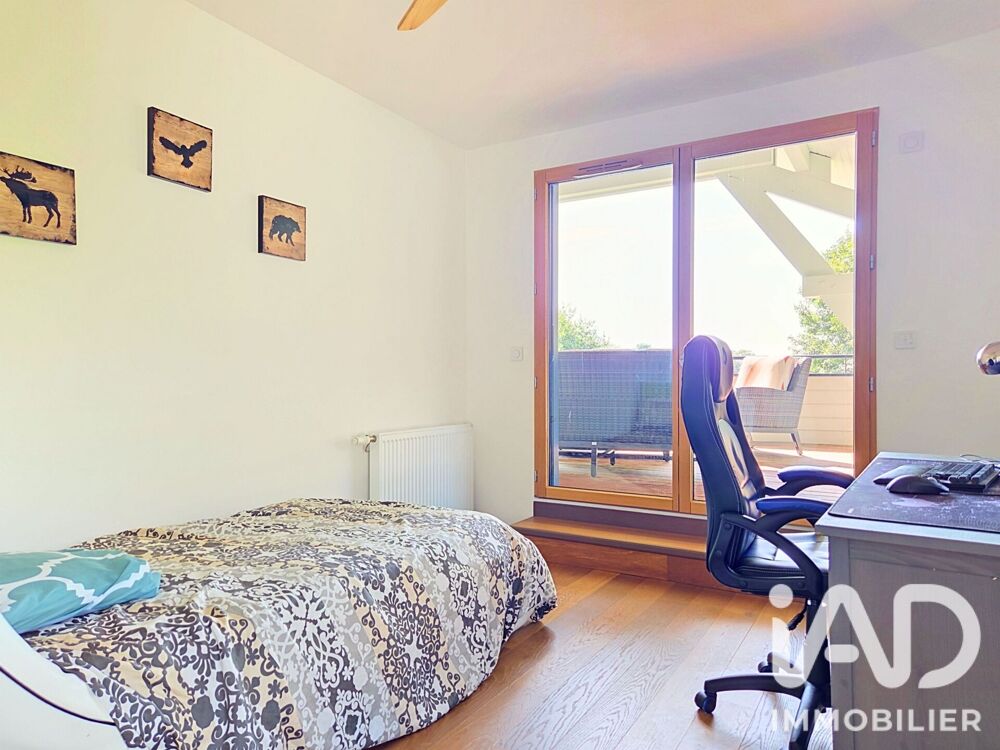 à vendre  Maison Divonne-les-Bains (01220)