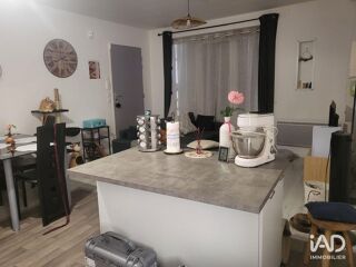  Immeuble à vendre 9 pièces 166 m²