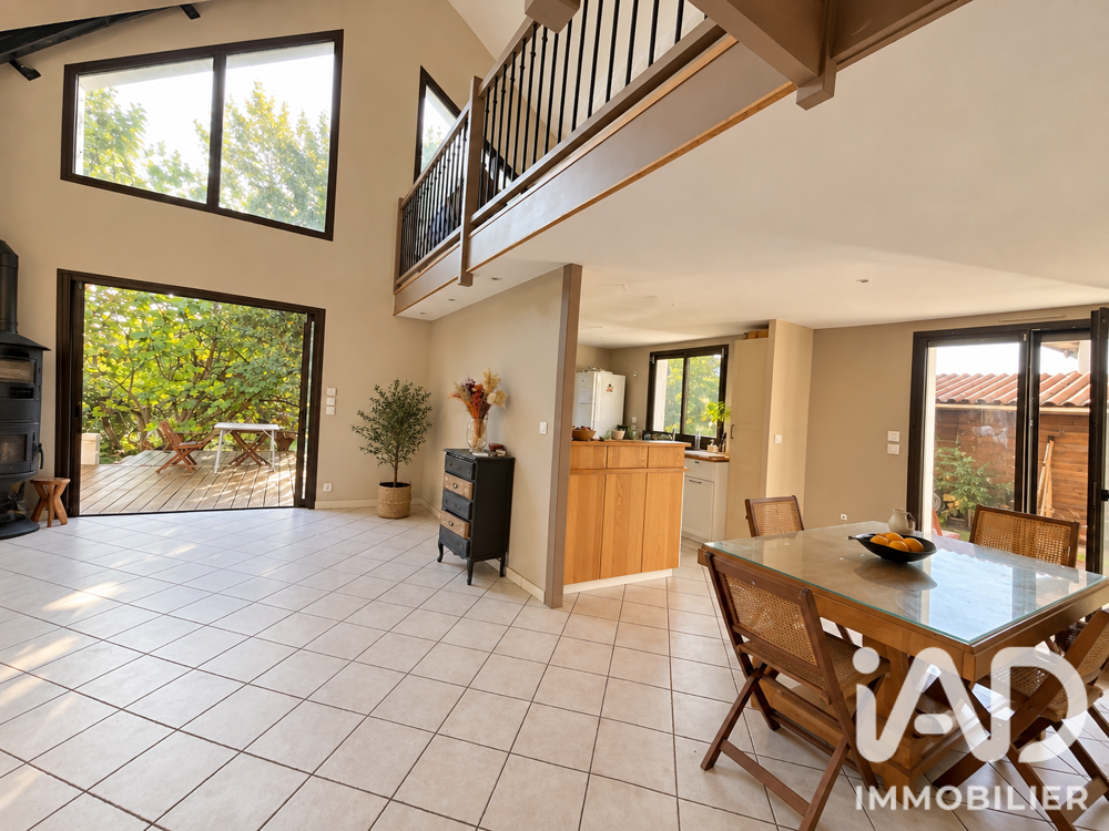 Vente Maison Vente Maison/villa 5 pièces Saint-germain-lès-arpajon