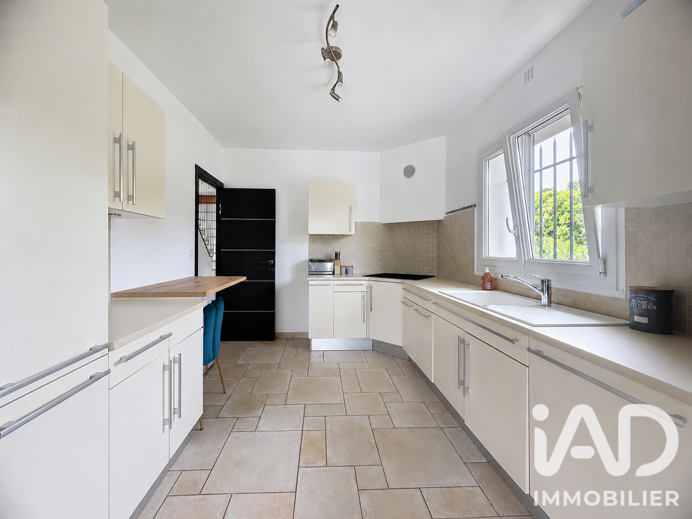 à vendre  Maison Le Rouret (06650)