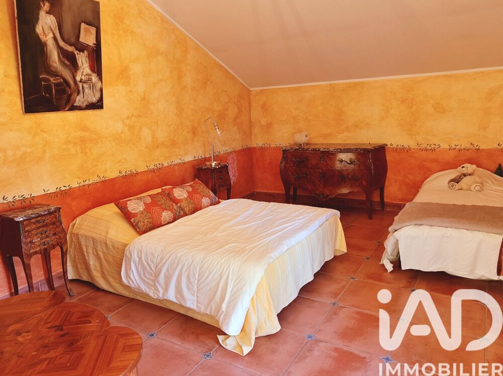 � vendre  Maison Saint-Laurent-d'Aigouze (30220)