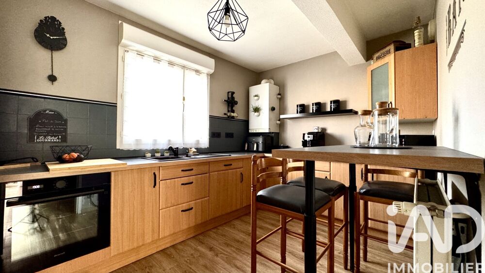 Vente Maison Vente Maison de village 4 pièces Saint-caprais-de-bordeaux
