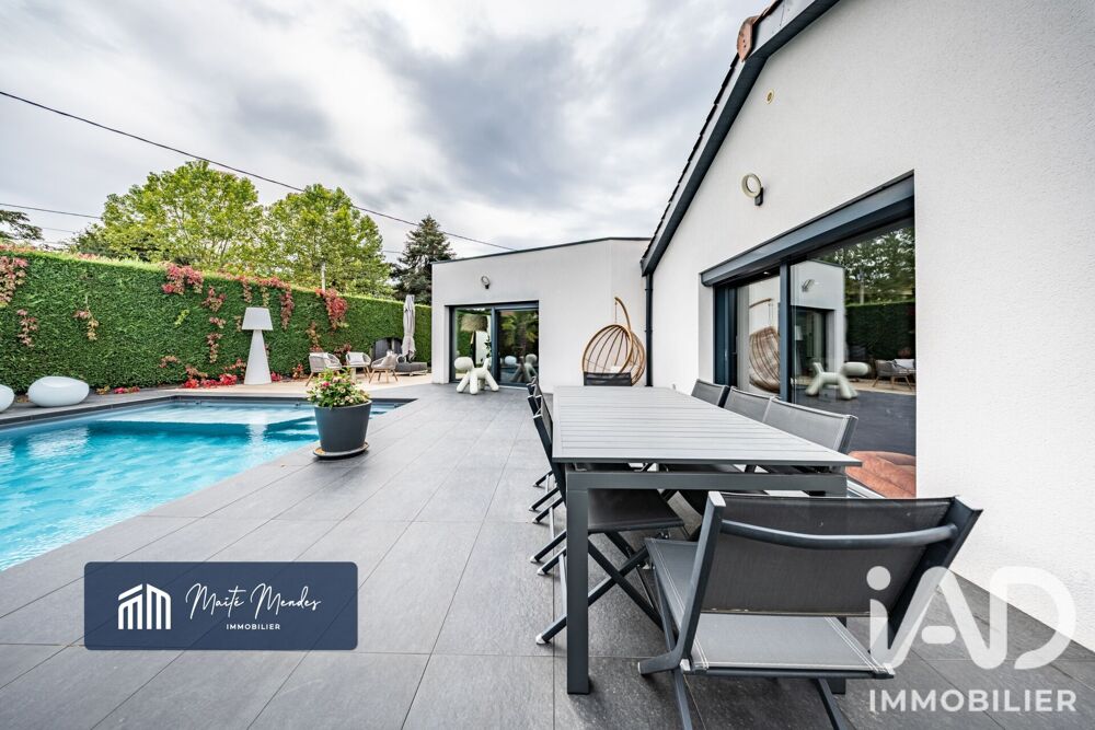 à vendre  Maison Saint-Marcellin-en-Forez (42680)