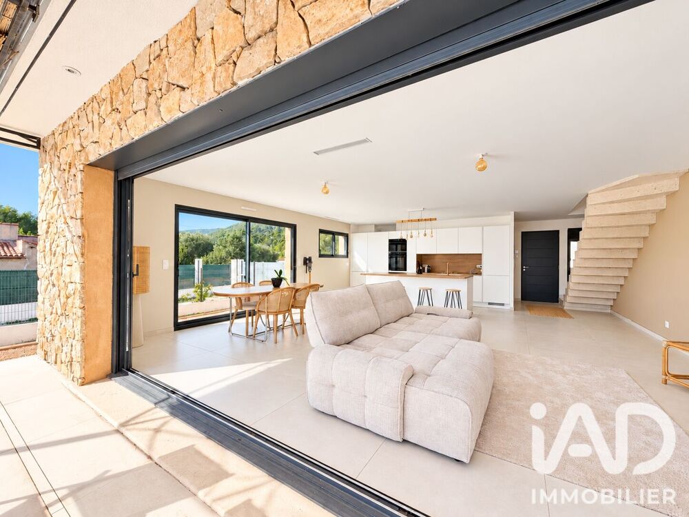 Vente Maison Vente Maison/villa 4 pièces Cuges-les-pins