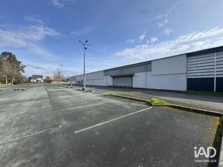   Location Boutique/Local commercial 1 070 m&sup2; Mirebeau