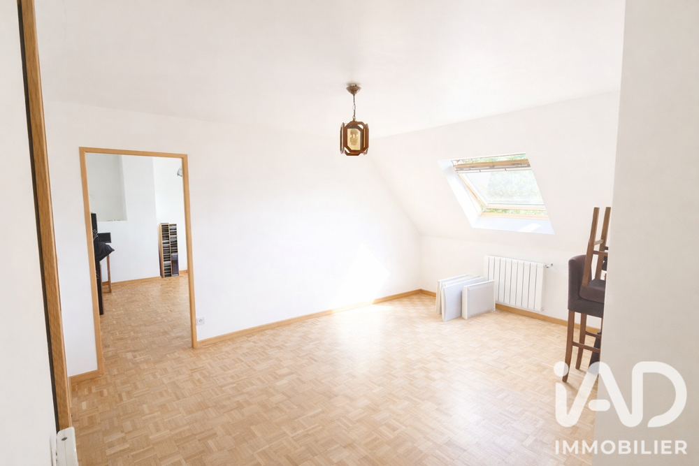 Maison 9 pièces 243 m² · à Beuvry · 243 m² · 360 000 €