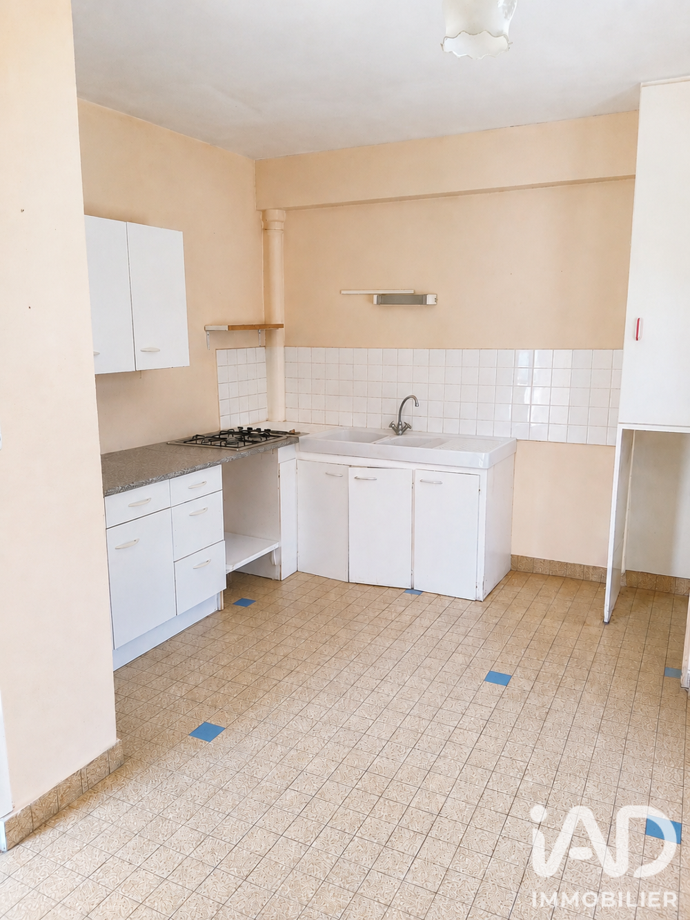 Vente Maison Vente Maison de village 4 pièces Saint-christophe-en-brionnais