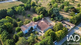  Maison à vendre 15 + pièces 582 m²