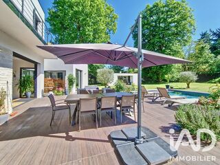  Maison à vendre 8 pièces 262 m²