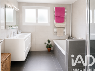  Appartement � vendre 5 pi�ces 80 m�