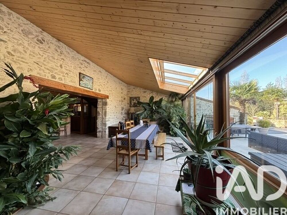 � vendre  Maison Aizenay (85190)