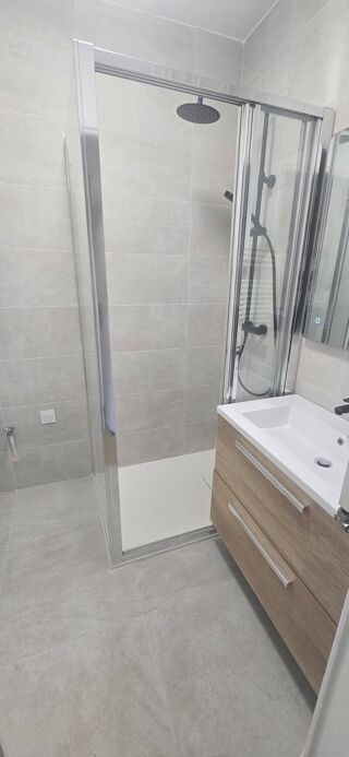  Appartement à louer 3 pièces 63 m²