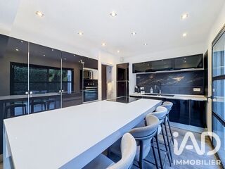  Maison à louer 7 pièces 169 m²