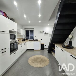  Appartement à louer 4 pièces 73 m²