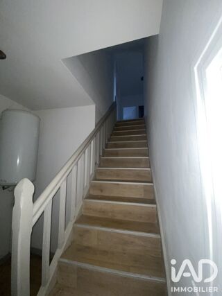  Appartement à louer 4 pièces 80 m²