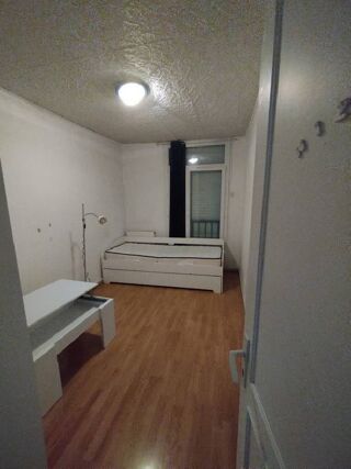  Chambre  louer 1 pice 13 m Vnissieux