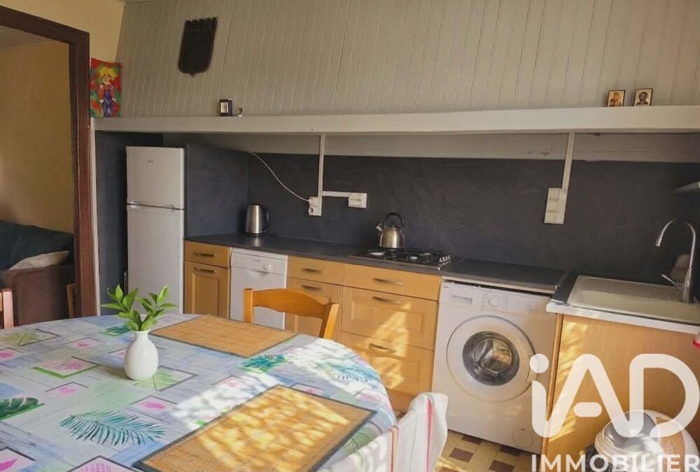Vente Maison Vente Maison de village 3 pièces La celle-saint-cyr