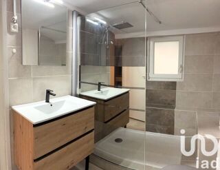  Appartement à louer 2 pièces 80 m²