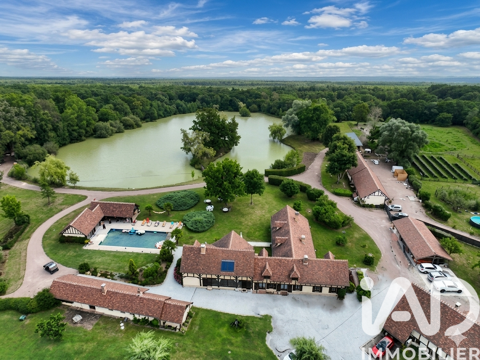   Vente Maison/villa 24 pièces Maison - 15 + pièce(s) - 870 m²