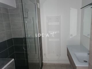  Appartement à louer 3 pièces 64 m²