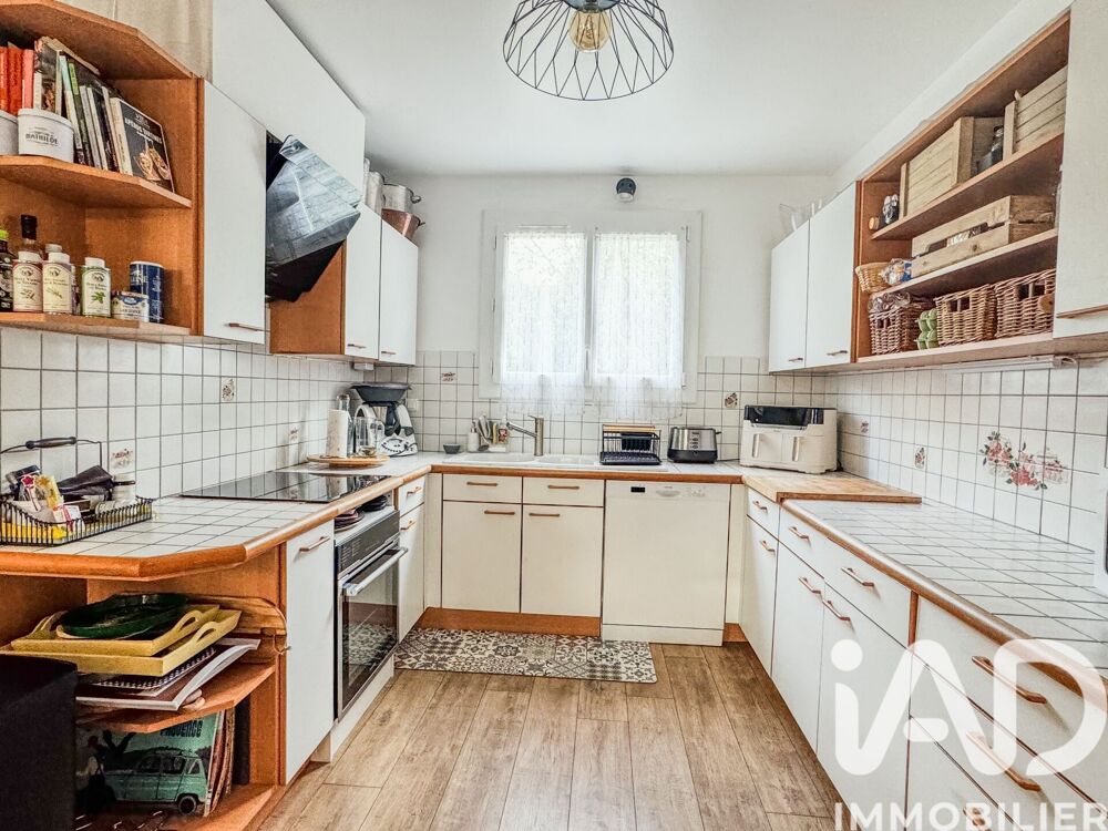 vente Maison - 8 pièce(s) - 145 m² Villeneuve-le-Comte (77174)