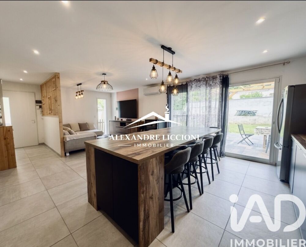 Vente Maison Vente Maison traditionnelle 5 pièces Carcès