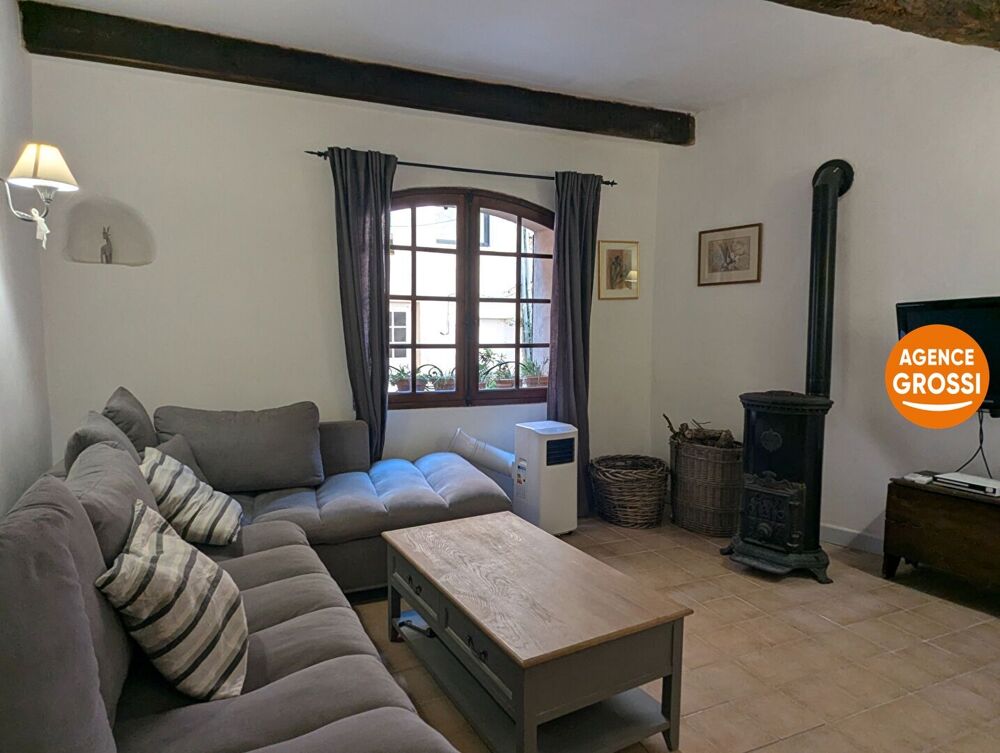 VILLECROZE, charmante maison de village de 4 pièces et mezzanine