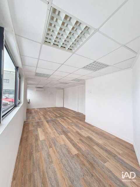   Location - 32 m² 