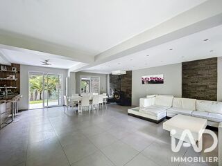  Maison à vendre 7 pièces 192 m²