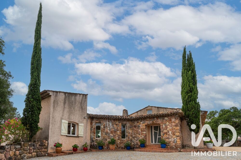 à vendre  Maison Roquebrune-sur-Argens (83520)