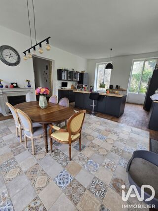  Maison à vendre 14 pièces 373 m²