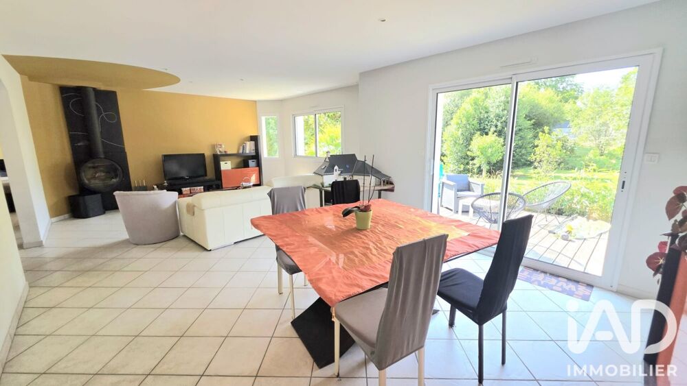 Vente Maison Vente Maison traditionnelle 7 pièces Plaudren
