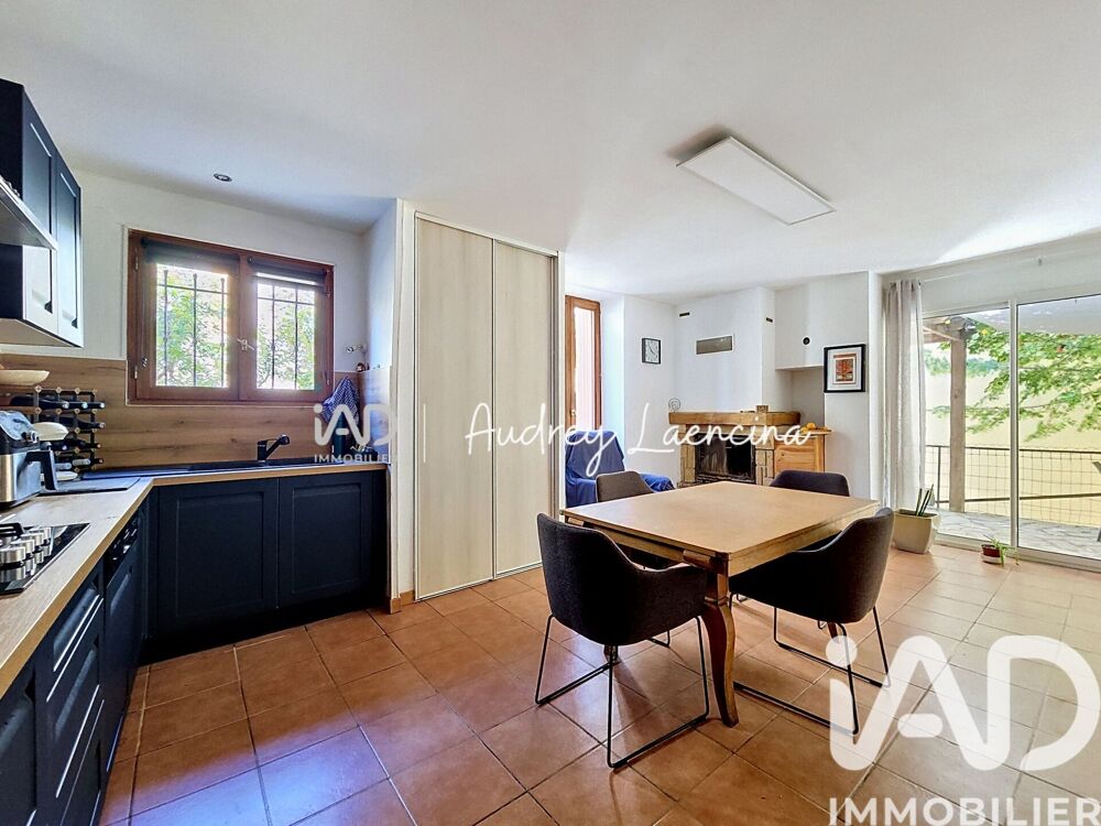 Vente Maison de village 8 pièces