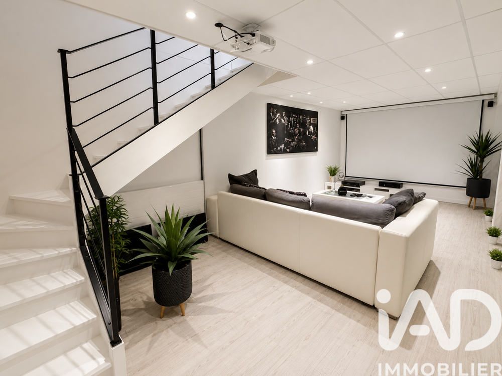 à vendre  Maison Villeneuve-sur-Yonne (89500)