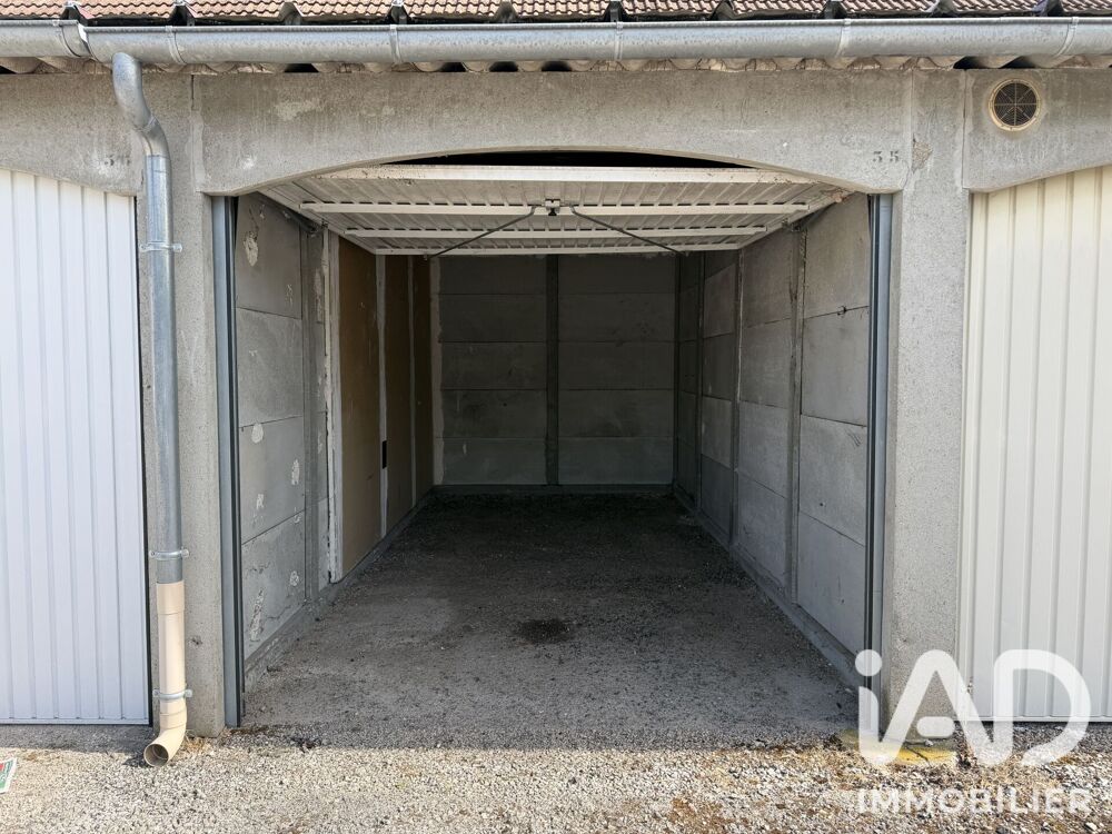 Vente Parking/Garage Vente Garage 1 425 m&sup2; Sens