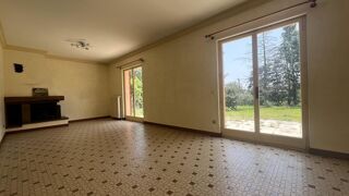  Maison  vendre 6 pices 245 m