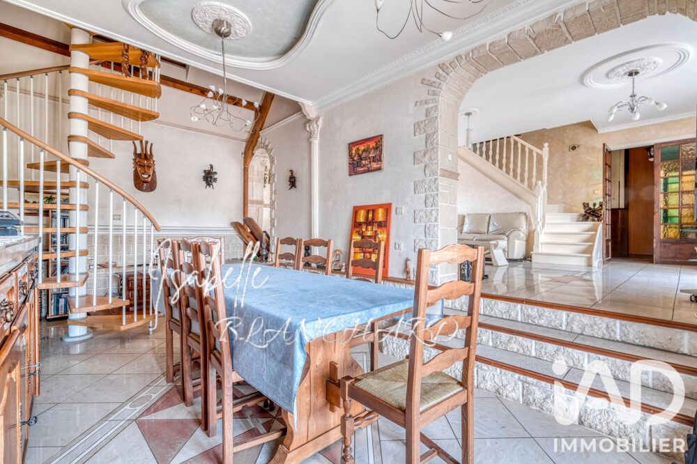 Vente Maison Vente Maison traditionnelle 10 pièces Saint-pathus
